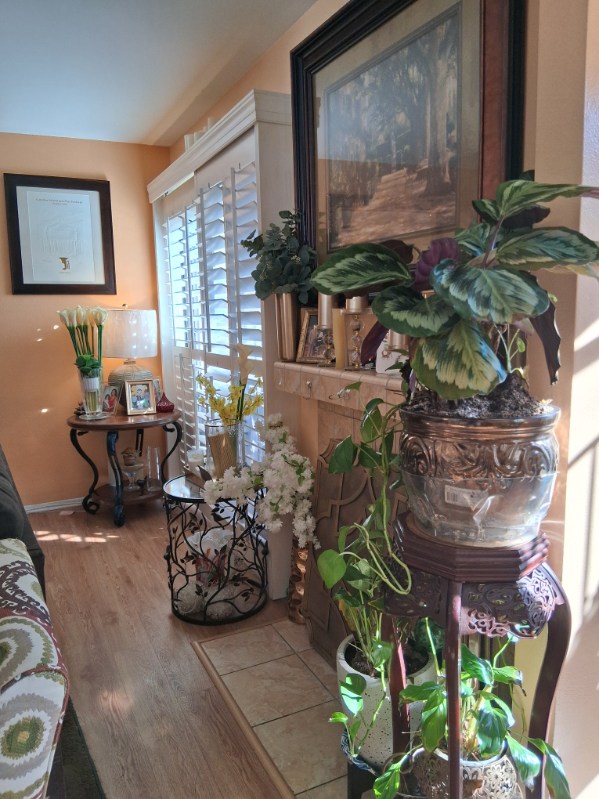 After deep cleaning service in Los Angeles with a clean and organized bedroom