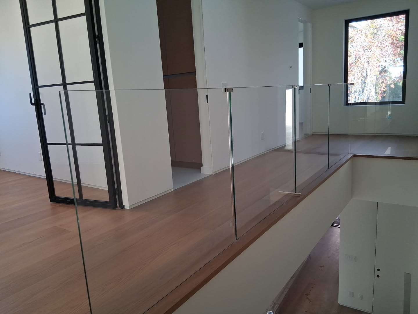 Deep Cleaning Service in Los Angeles - Bedroom Cleaned to Perfection by The Maid Society